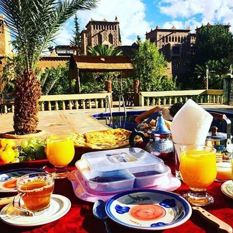 Kasbah Tiriguioute Hotel Скура Екстериор снимка